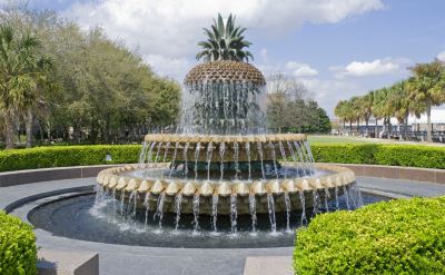 Charleston SC fountain